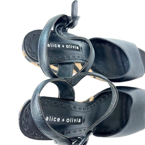 Alice and Olivia Platform Black Striped Wedges Size 37 - Picture 4 of 5